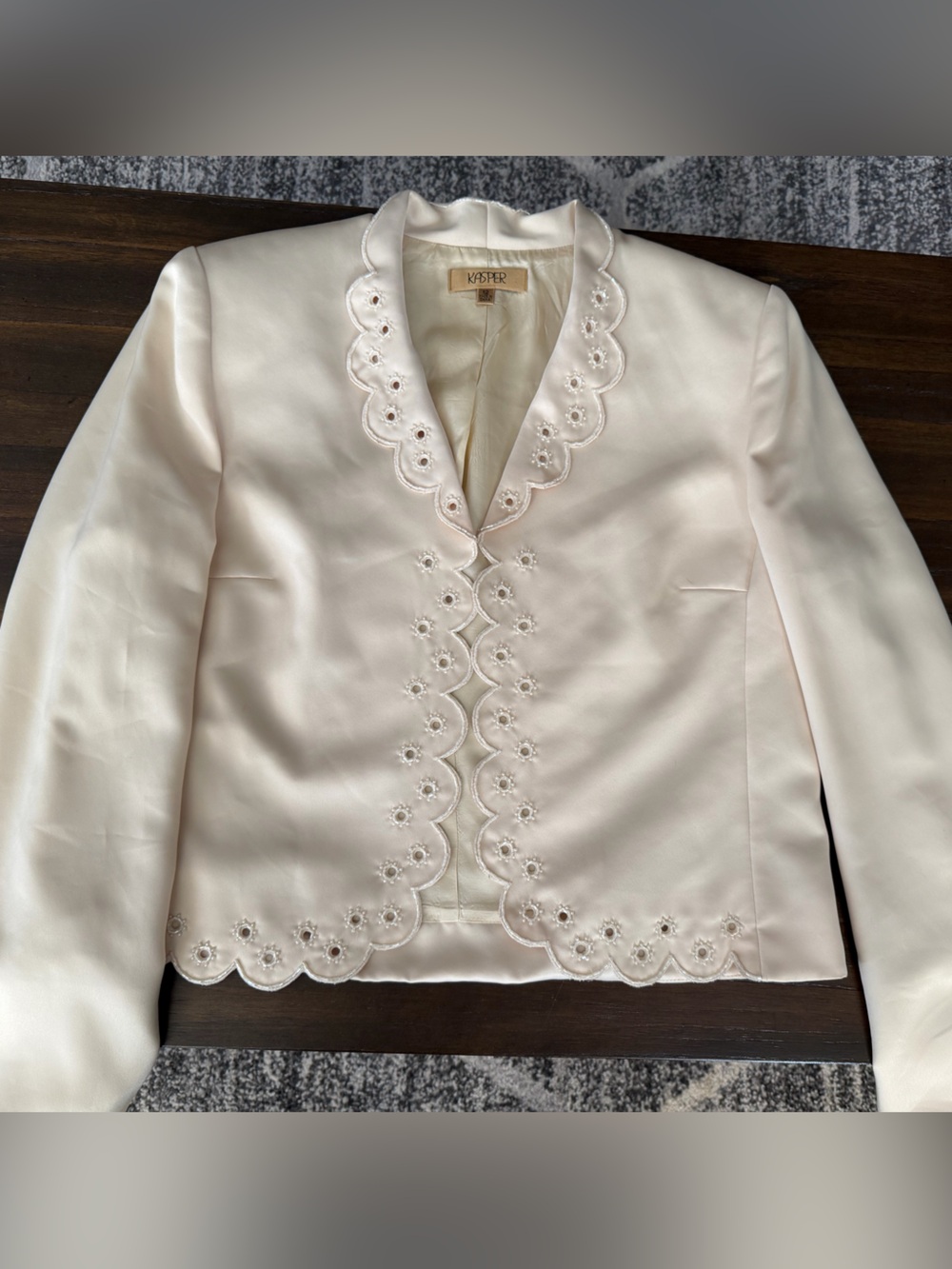Kasper Cream Scalloped Eyelet Trim Women's Blazer